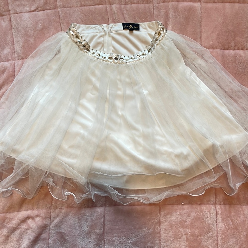 white sequin skirt